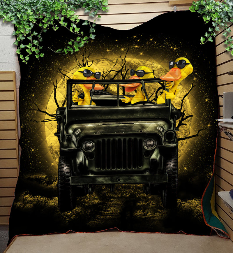 Funny Ducks Drive Jeep Moonlight Halloween Quilt Blanket Nearkii