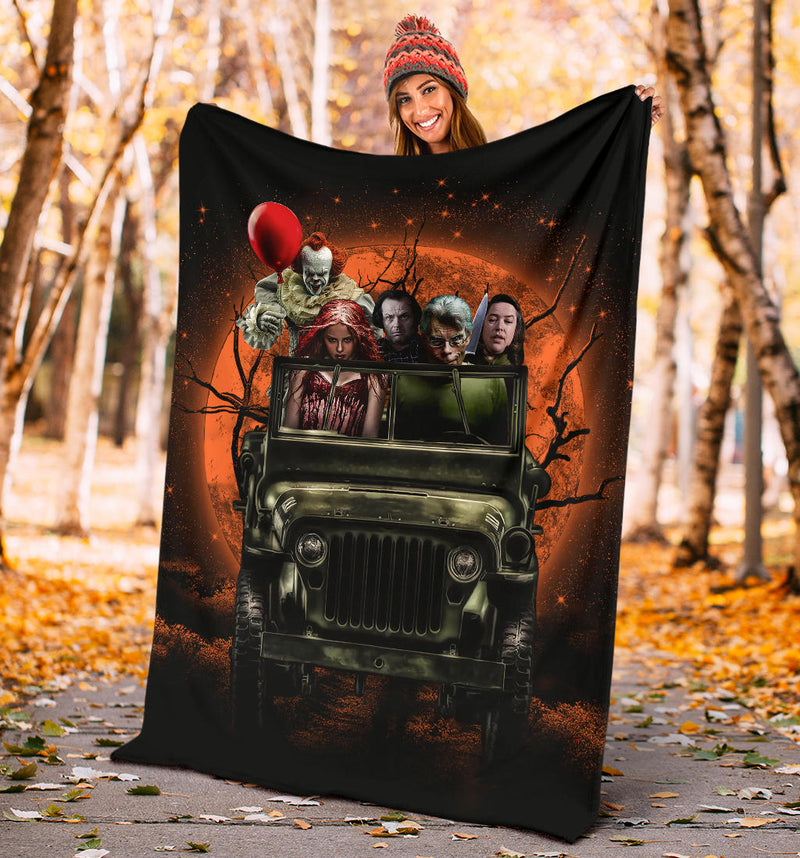Pennywise And Friends Halloween Moonlight Premium Blanket Nearkii